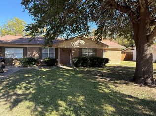 2206 12th St, Brownwood, TX 76801