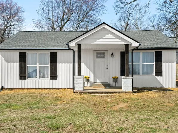 5704 Fred Perry Rd, Springfield, TN 37172