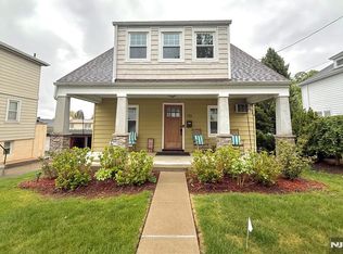 110 6th St, Wood Ridge, NJ 07075