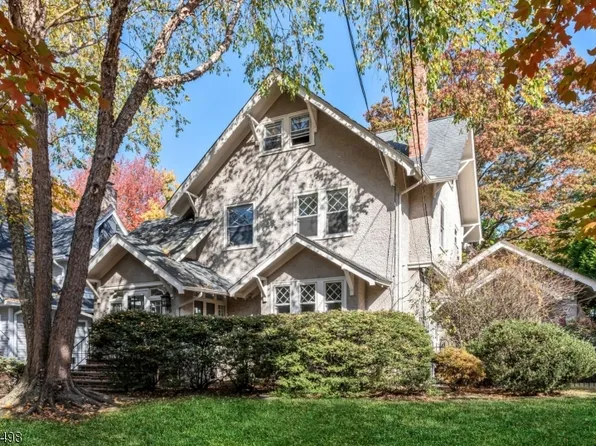 39 Rodney St, Glen Rock Boro, NJ 07452