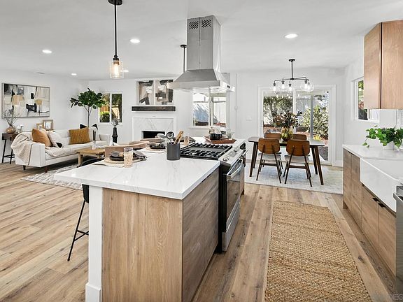 3rd image of 16958 Hierba Rancho Bernardo Dr