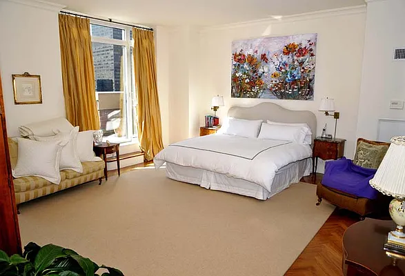 Rented by Beekman Regent Leasing  | media 45