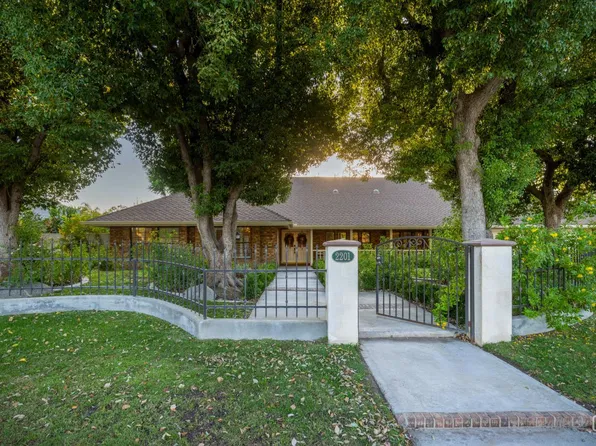 2201 Haggin Oaks Blvd, Bakersfield, CA 93311