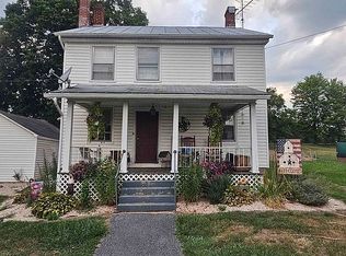 8 Becks Mill Rd, Loysville, PA 17047