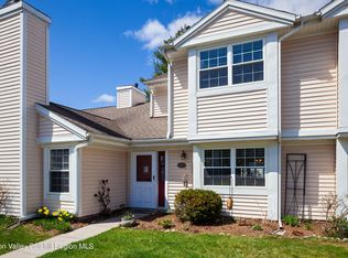 97 Penstock Ln, Lake Katrine, NY 12449