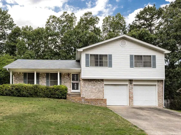 56 Kingspark Rd, Little Rock, AR 72227