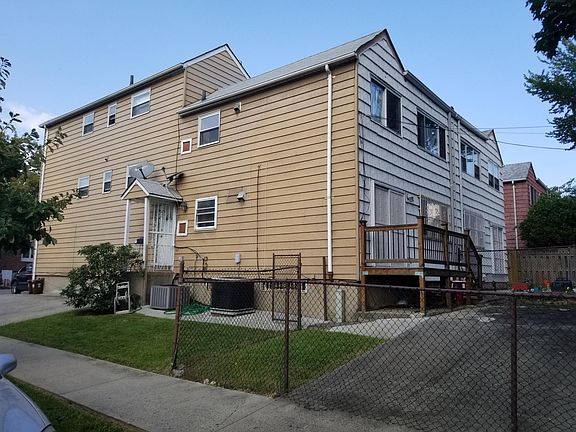 4th image of 22316 59th Ave Fl 2nd