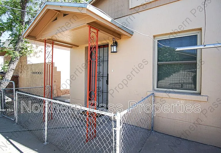 6155 Cleveland Ave #BACK HOUSE — Photo 2