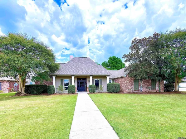10035 Garden Oaks Ave, Denham Springs, LA 70706