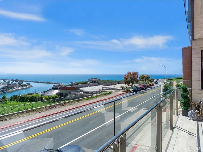 34403 Green Lantern St #2 — Photo 18