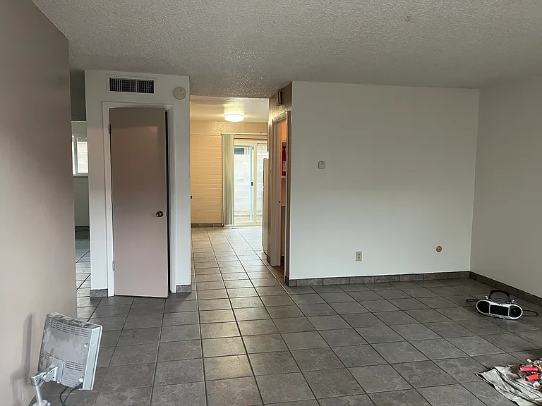 516 Madeira Dr SE #3 — Photo 4