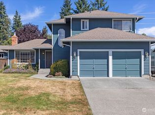 815 213th St SE, Bothell, WA 98021