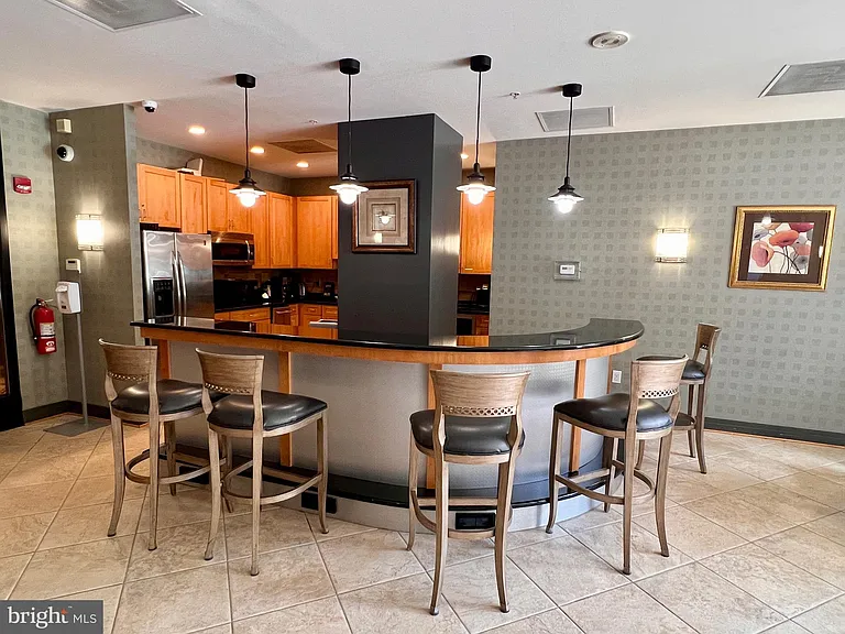 1205 Garfield St #305 — Photo 13