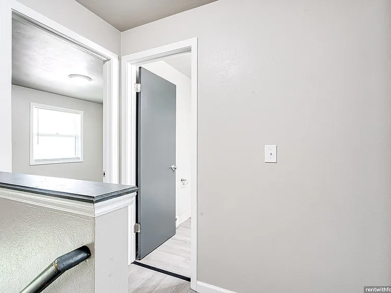 1327 Trader Rd. — Photo 7