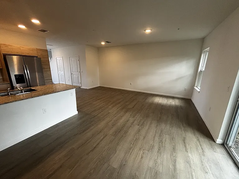 1209 Southstation Pl — Photo 18