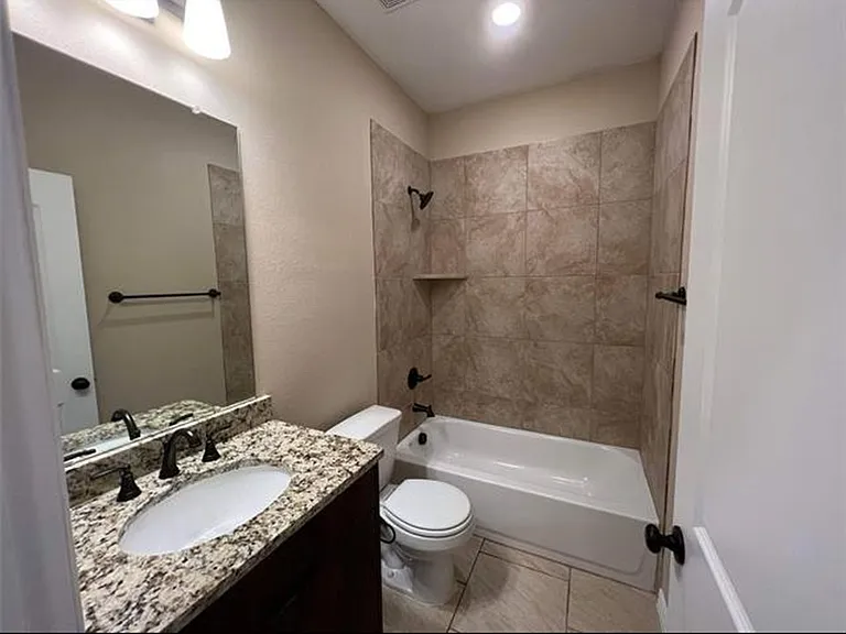 144 Canales Cir — Photo 5