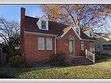 2nd image of 127 Chesapeake Ave