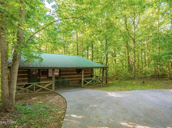 2339 Hidden Mountain Rd, Pigeon Forge, TN 37876