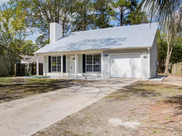 309 Regent St, Summerville, SC 29483
