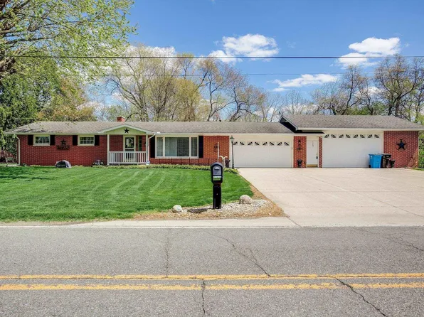 55090 Country Club Rd, South Bend, IN 46628