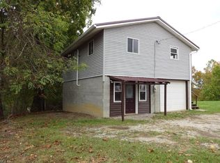 2149 Jones Rdg, Gandeeville, WV 25243