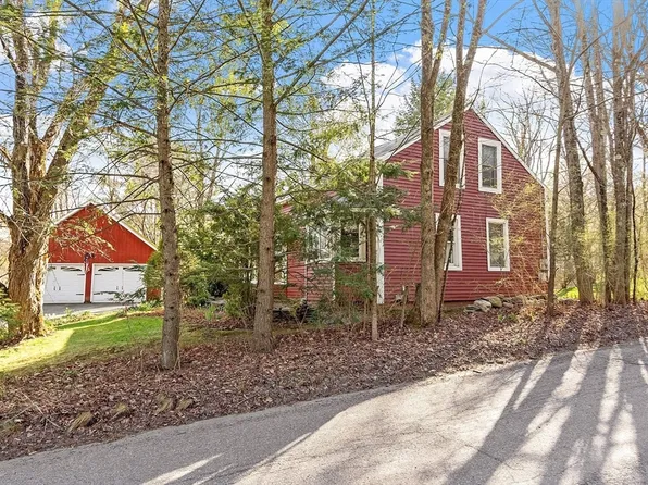 84 W Mount Rd, Bernardston, MA 01337