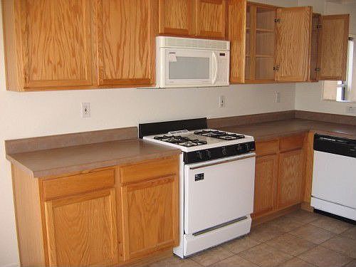 5th image of 6242 W Wood St