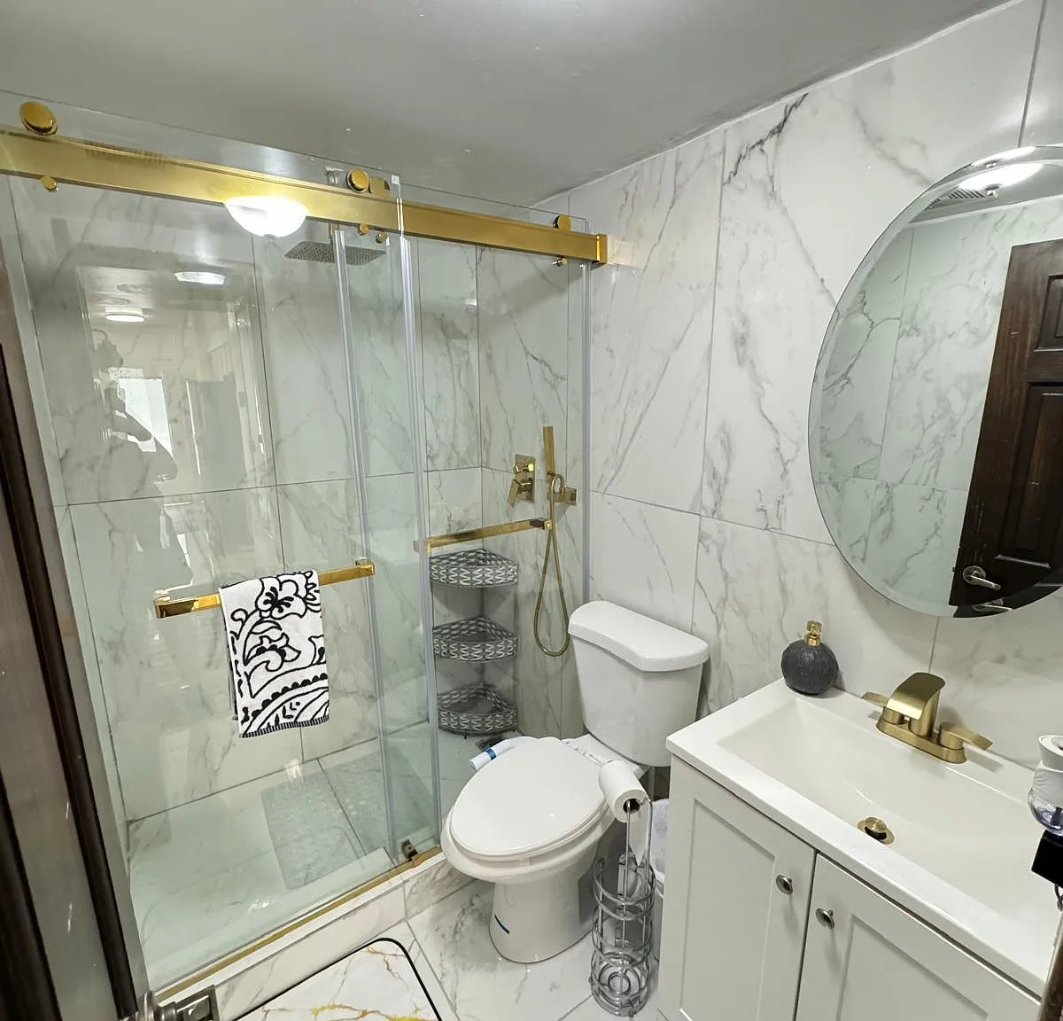 1 bed, 586 sqft, $2,850 — Photo 2