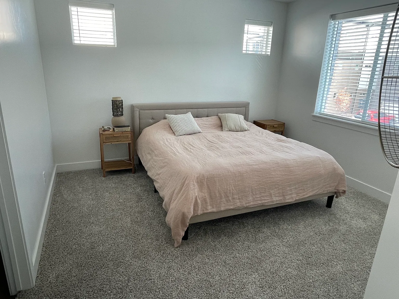 3 bed, 1272 sqft, $2,000 — Photo 2
