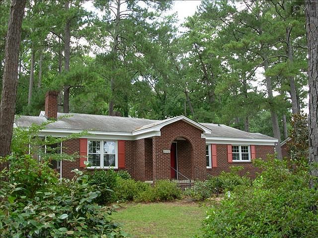 1st image of 621 Deerwood St