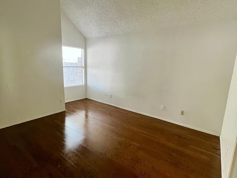 20828 N 21st Ave — Photo 13