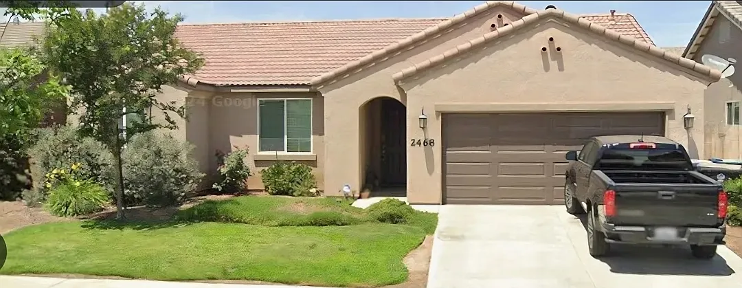 2468 Bay Hill Ave — Photo 1