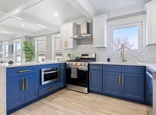 27-2 Central Rd, Somerville, MA 02143