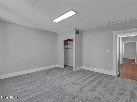 4th image of 536 Wainwright Ave