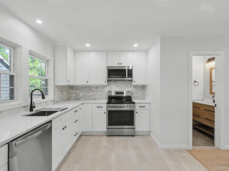6 North St #1 — Photo 11