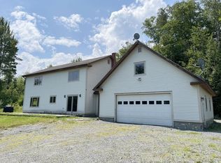 1782 Valley Lake Rd, East Calais, VT 05650