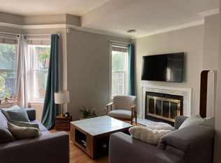 1528 W Wellington Ave #2, Chicago, IL 60657
