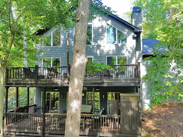 645 Kings Bench Dr, Hartwell, GA 30643