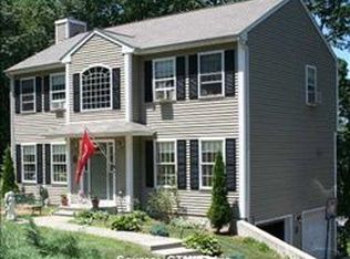 242 Skokorat Rd, Beacon Falls, CT 06403