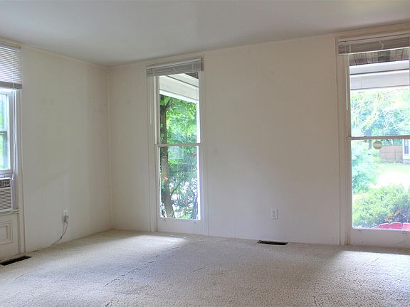 5th image of 430 W Vine St APT E
