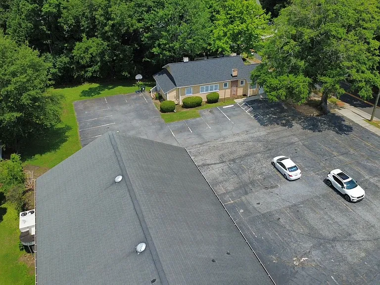 175 Park Dr NW — Photo 43