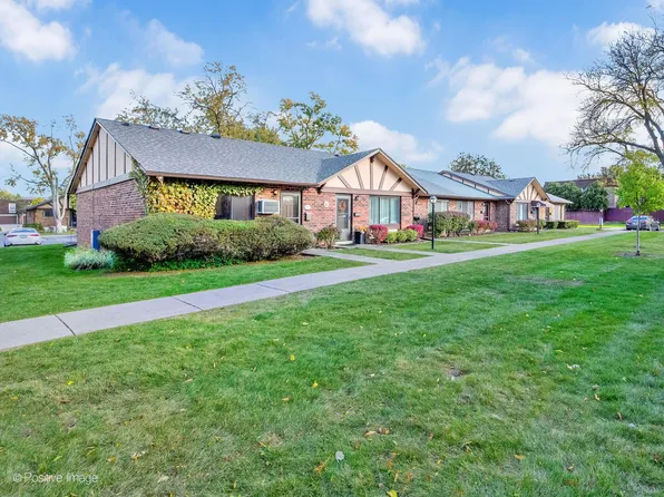 1S265 Dillon Ln, Villa Park, IL 60181