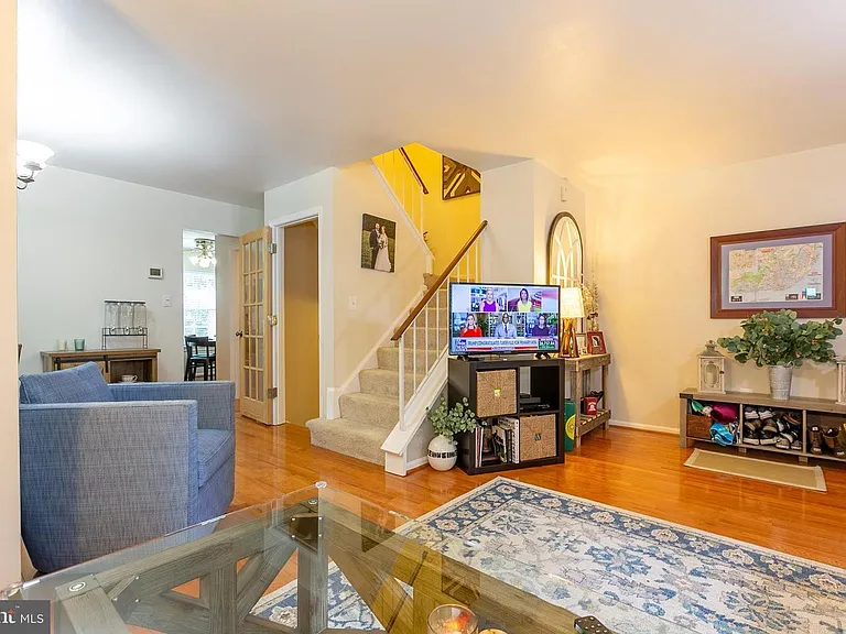 13662 Barren Springs Ct — Photo 9