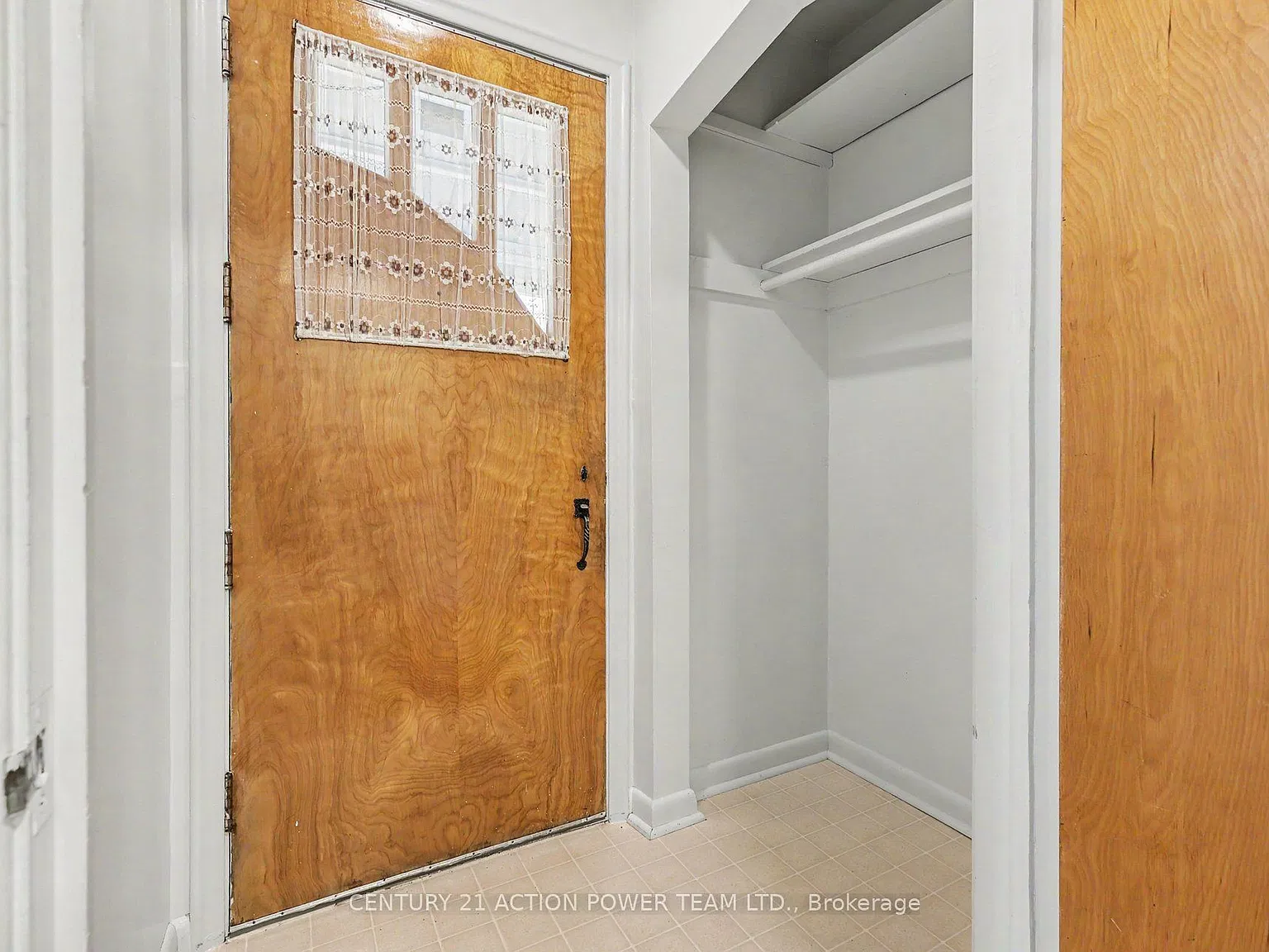 3 bed, $3,500 — Photo 3