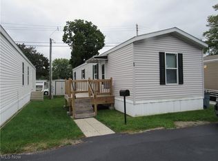 80 Donova Ln, Akron, OH 44310