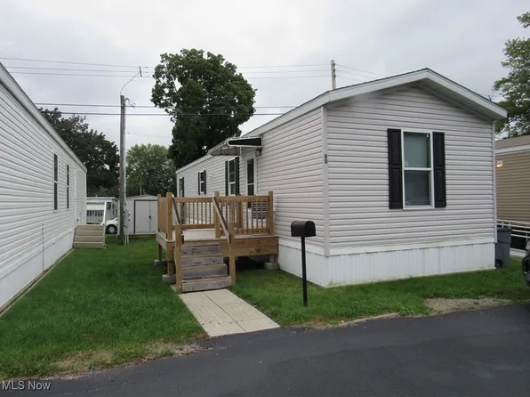 80 Donova Ln, Akron, OH 44310