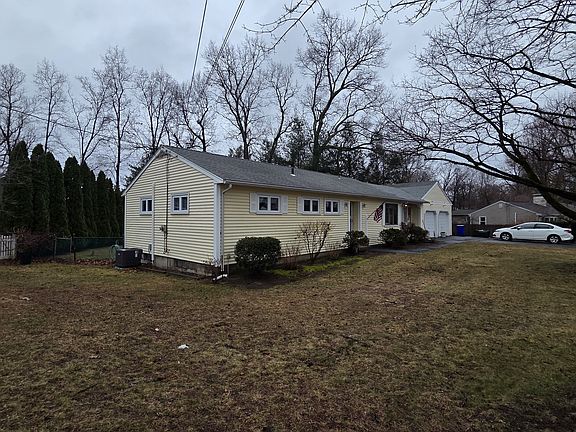 3rd image of 24 Coolidge Street