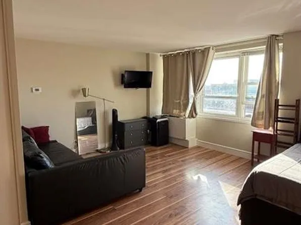 210 N 17th St Unit 907, Saint Louis, MO 63103