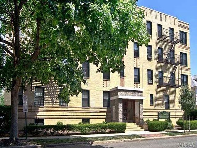 1st image of 250 Harrison Ave APT 2F
