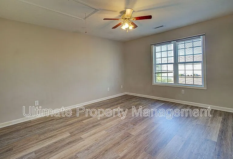 741 Sunseeker Dr — Photo 13